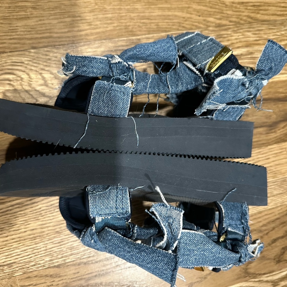 Suicoke woman’s Blue Denim Sandals - Picture 7 of 14